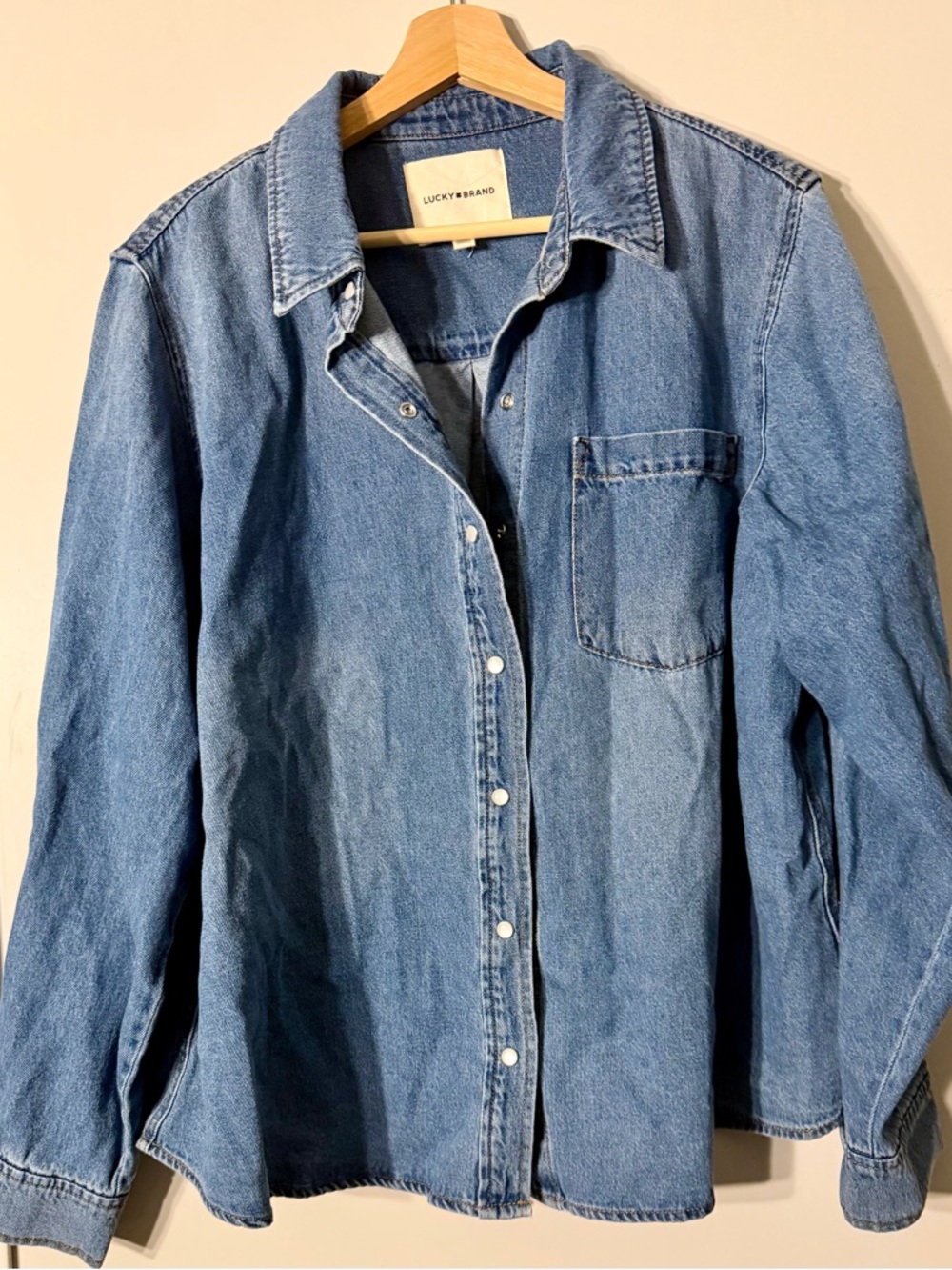 🦋✨Lucky Brand Lightweight Denim Jacket